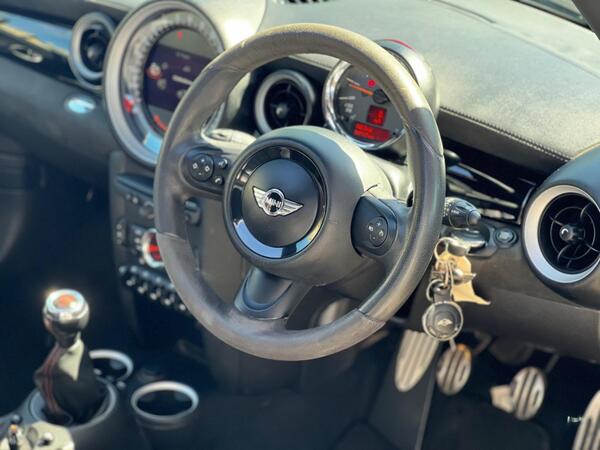 2012 MINI Hatch 1.6 John Cooper Works Euro 5 3dr